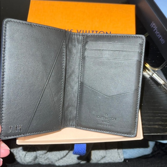 Louis Vuitton POCKET ORGANIZER Wallet - Picture 2 of 3